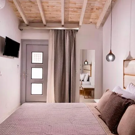 Lena Apartment